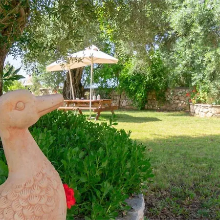 Villa Corfu Beachfront Villa Barbati 1 Pyrgi (Corfu)