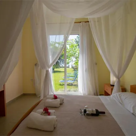 Corfu Beachfront Villa Barbati 1 Villa Pyrgi (Corfu)