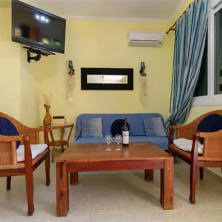Corfu Beachfront Villa Barbati 1 * Pyrgi (Corfu)