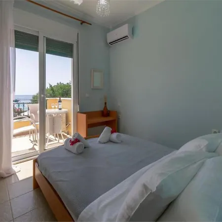 Corfu Beachfront Villa Barbati 1 Villa