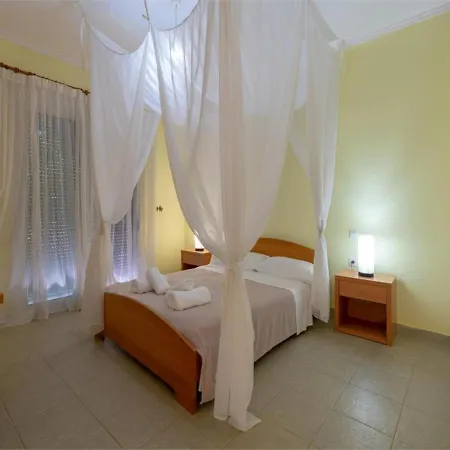 Corfu Beachfront Villa Barbati 1 Villa